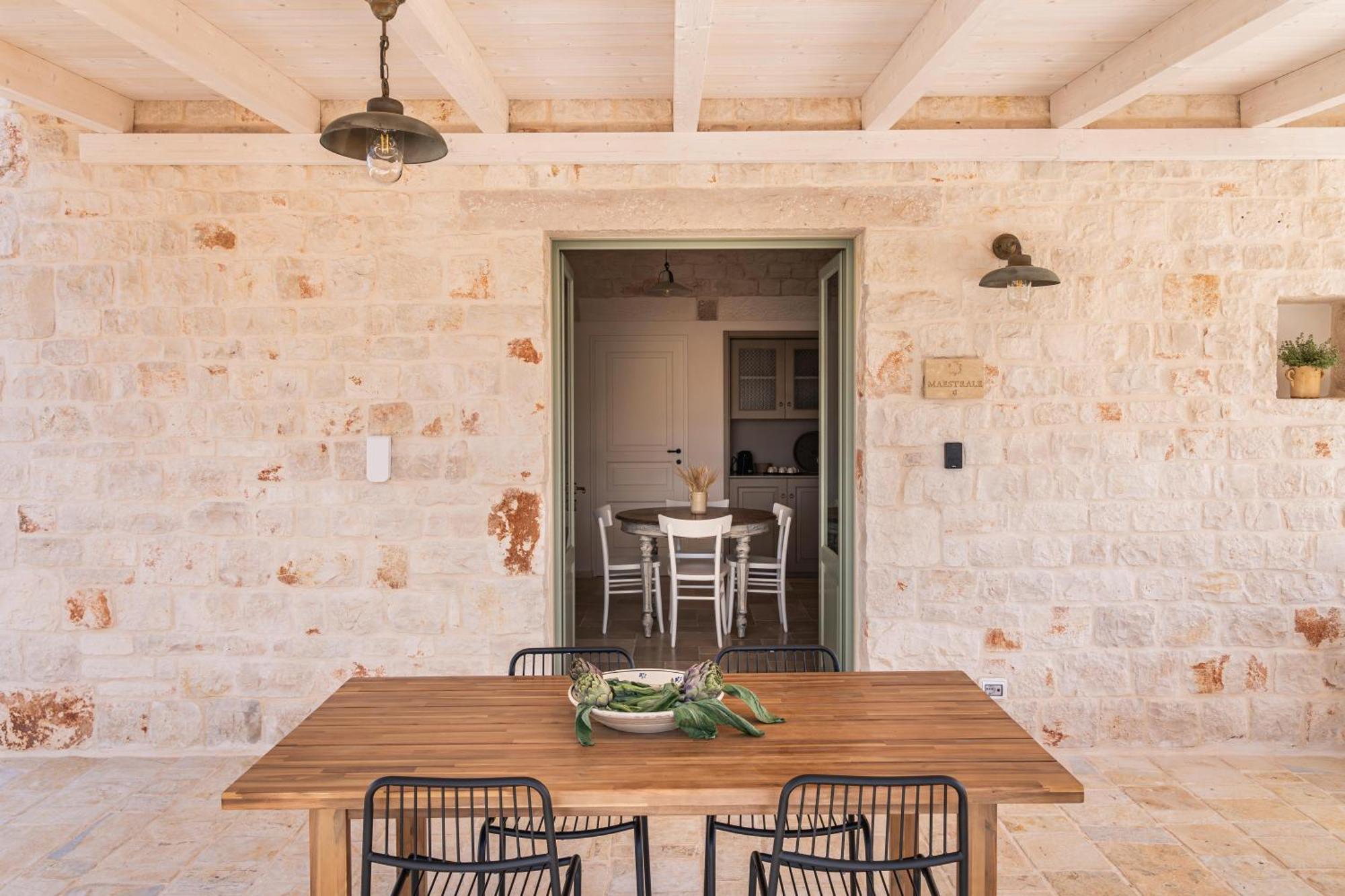 Trullo Jale - Boutique Apartments Остуні Екстер'єр фото