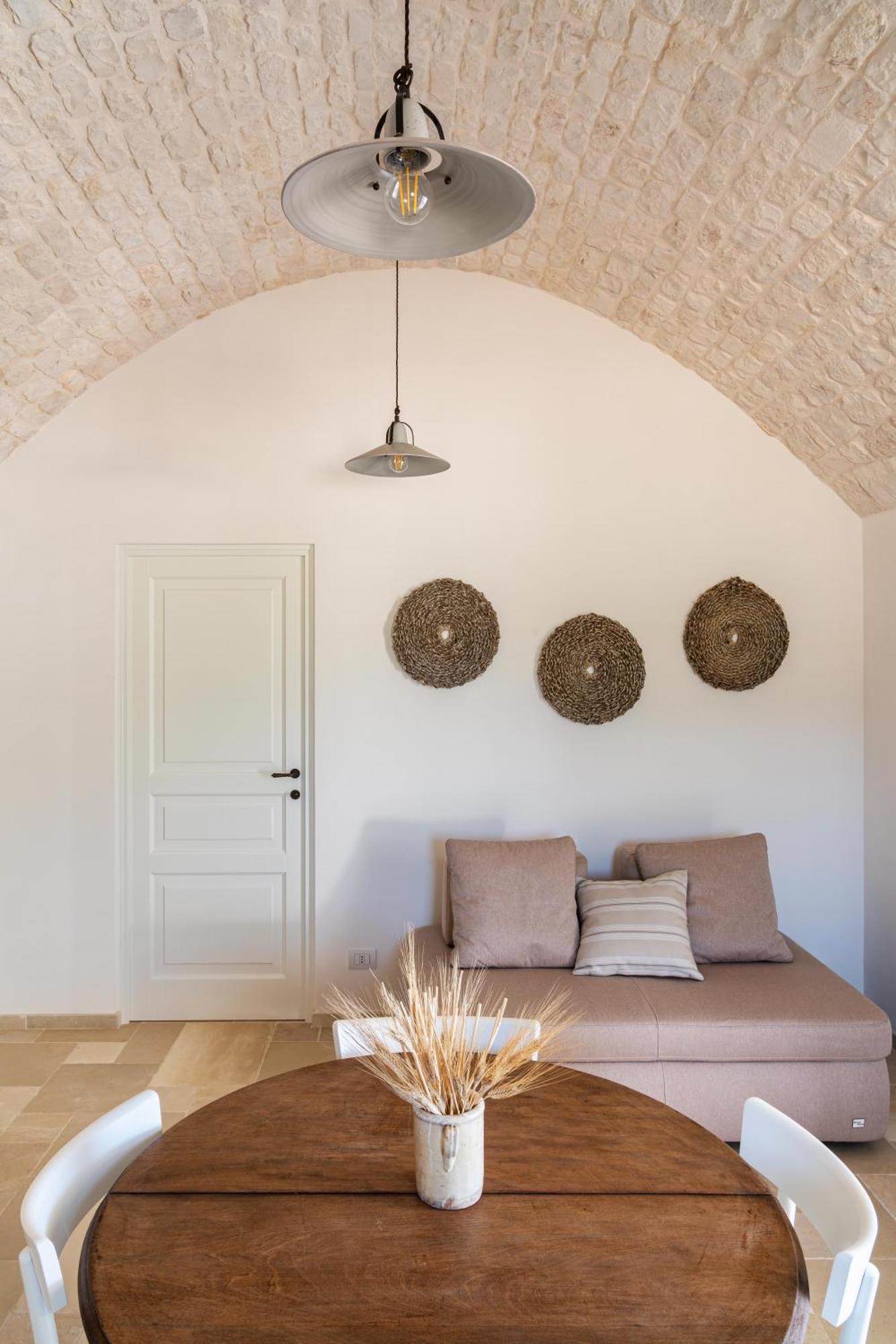 Trullo Jale - Boutique Apartments Остуні Екстер'єр фото