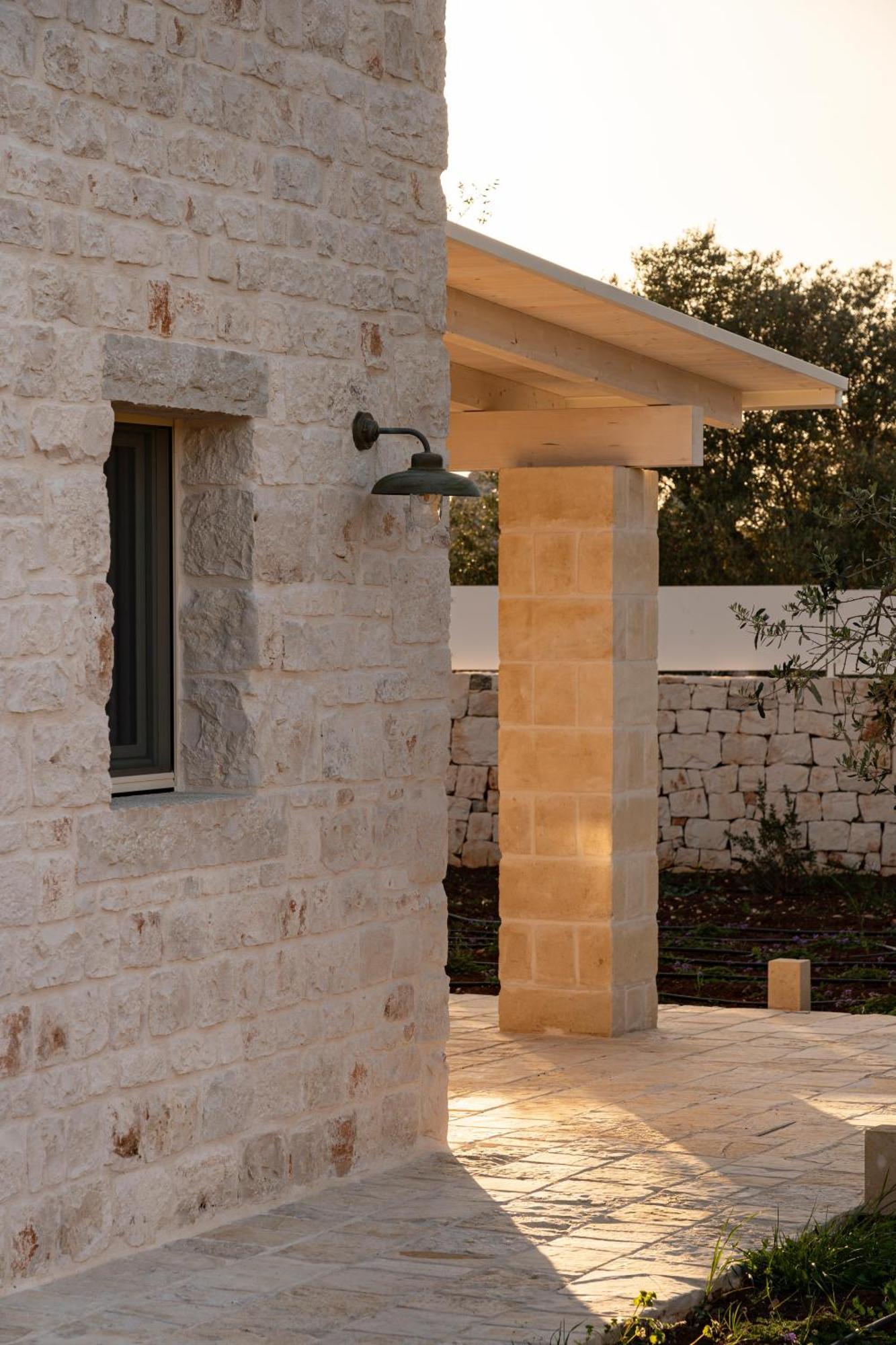 Trullo Jale - Boutique Apartments Остуні Екстер'єр фото