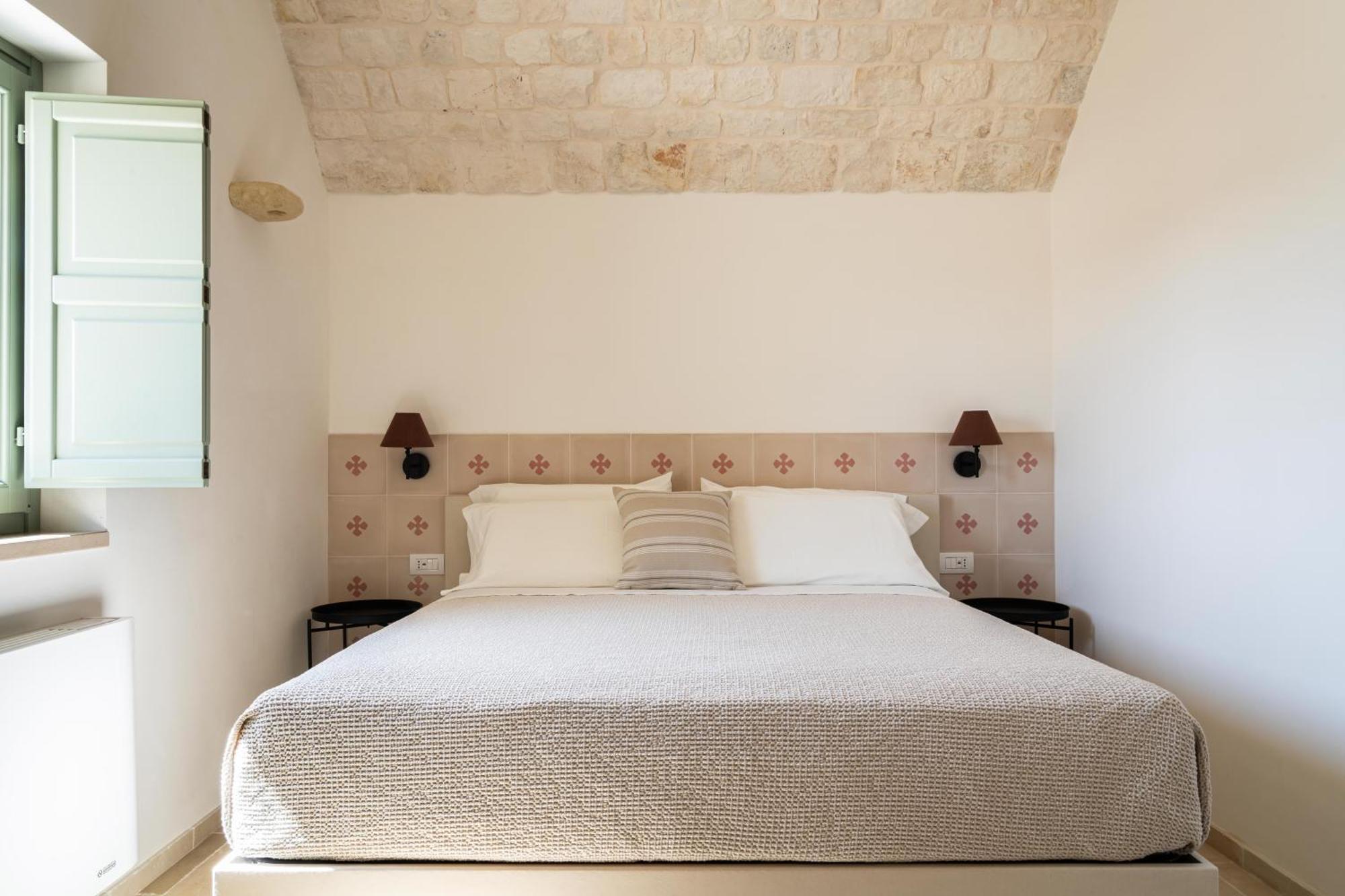 Trullo Jale - Boutique Apartments Остуні Екстер'єр фото