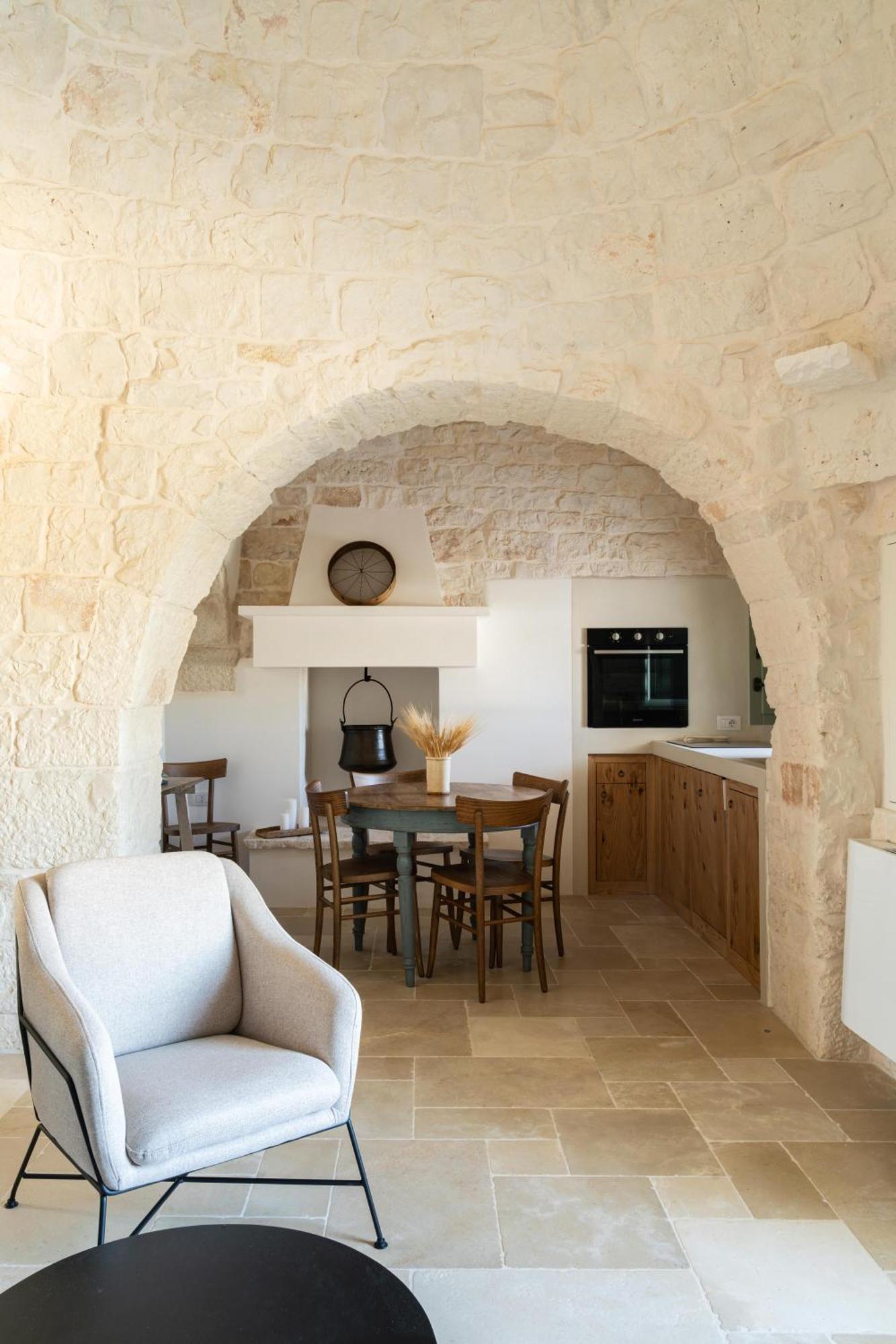 Trullo Jale - Boutique Apartments Остуні Екстер'єр фото
