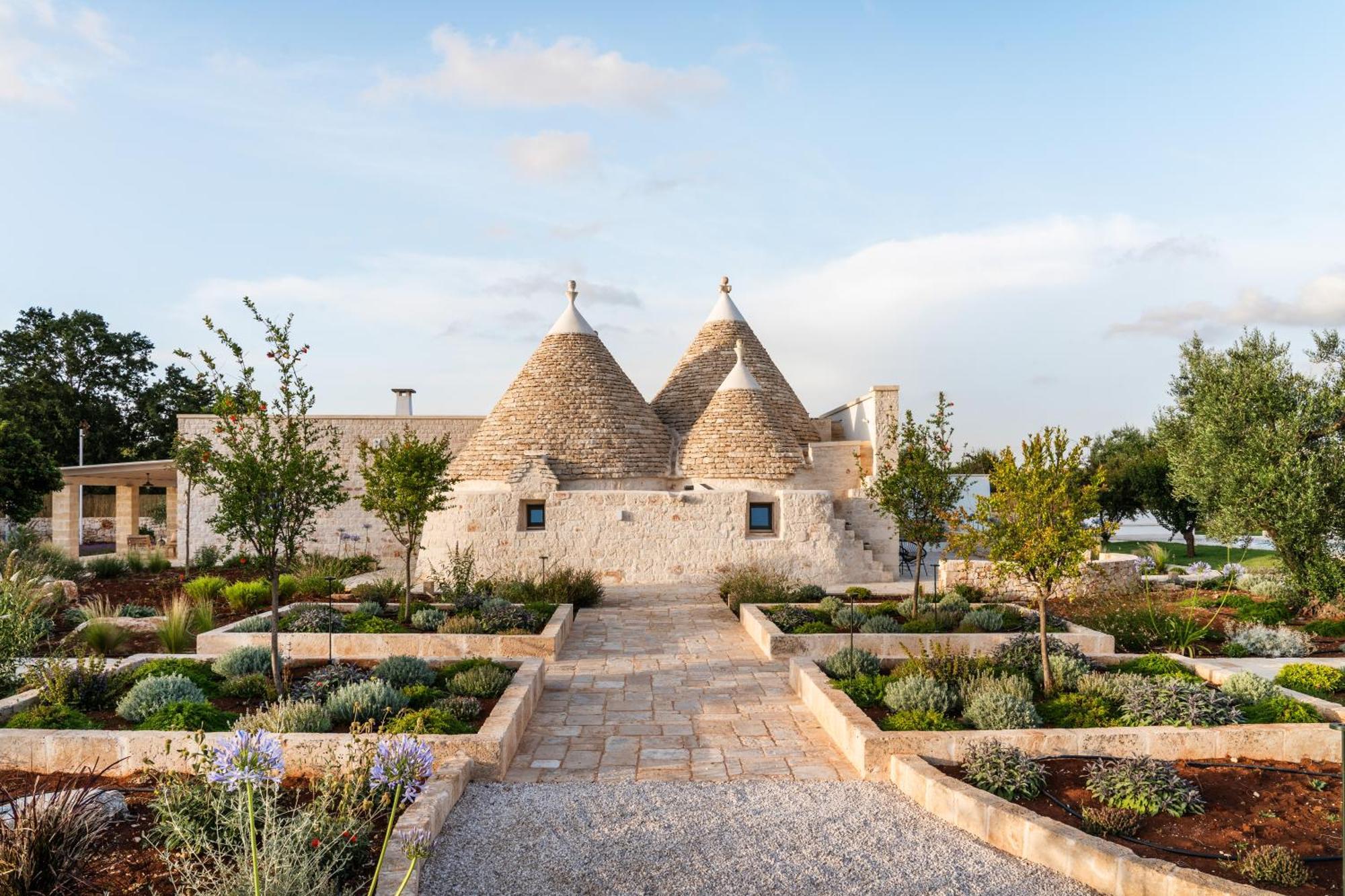 Trullo Jale - Boutique Apartments Остуні Екстер'єр фото